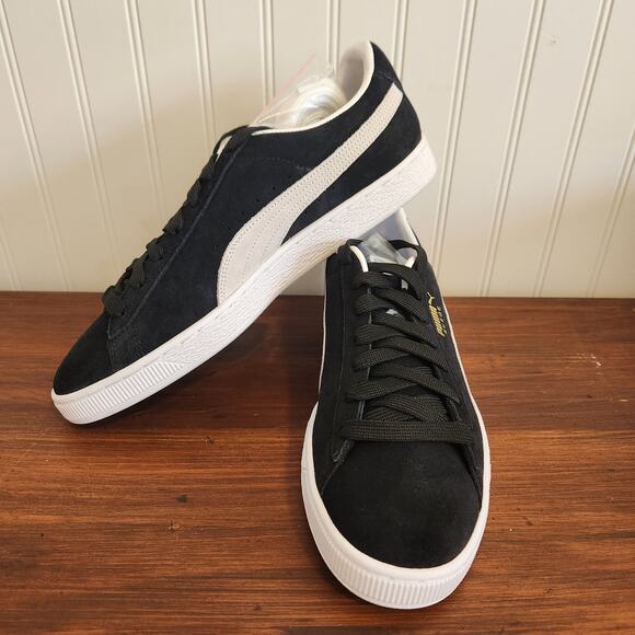 Size 11 Men's PUMA Suede Classic XXI‎ Black White (AA20) - Picture 1 of 12